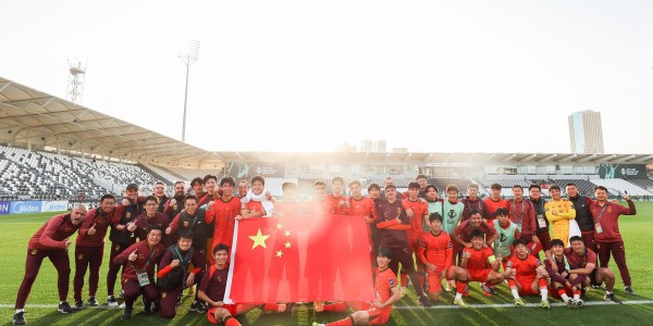 电竞比分-北青：安东尼奥提醒球员不可兴奋过头，伤员有好转，目标4强