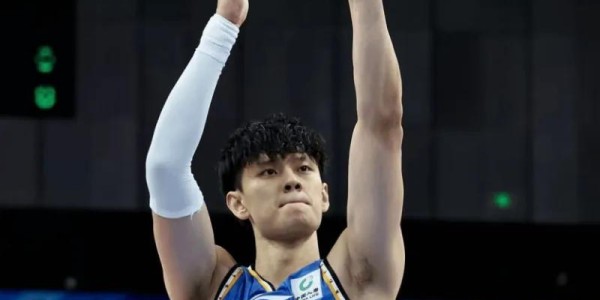 电竞比分网-曾凡博醒不了了？无持球+三分罚球效率低下，末节仍在持续犯错！