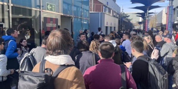 电竞比分-每体：坎塞洛见面会因转会文件没搞定延迟，大批记者等候无法进场