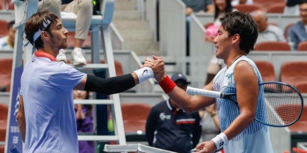 电竞比分网-张奔斗：中网8强！布云朝克特从“磨男”华丽变身猛男